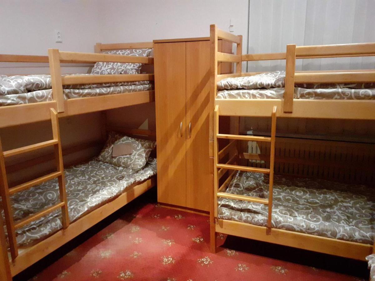 Uneed Sport Hostel Одеса Екстериор снимка