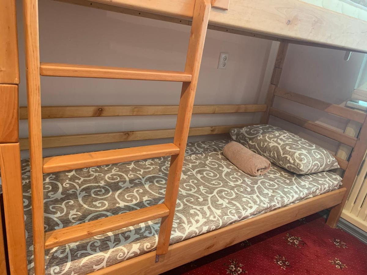 Uneed Sport Hostel Одеса Екстериор снимка